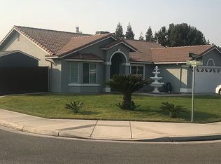545 S Karen Ave, Kerman, CA 93630