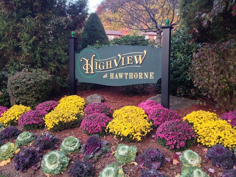 1st image of 45 Metro Vista Dr