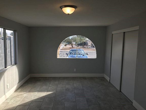 2nd image of 1536 La Jolla Ave