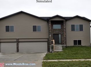 9341 Eagleton Ln, Lincoln, NE 68505