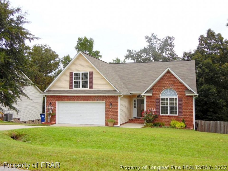 1st image of 141 Oakmount Dr