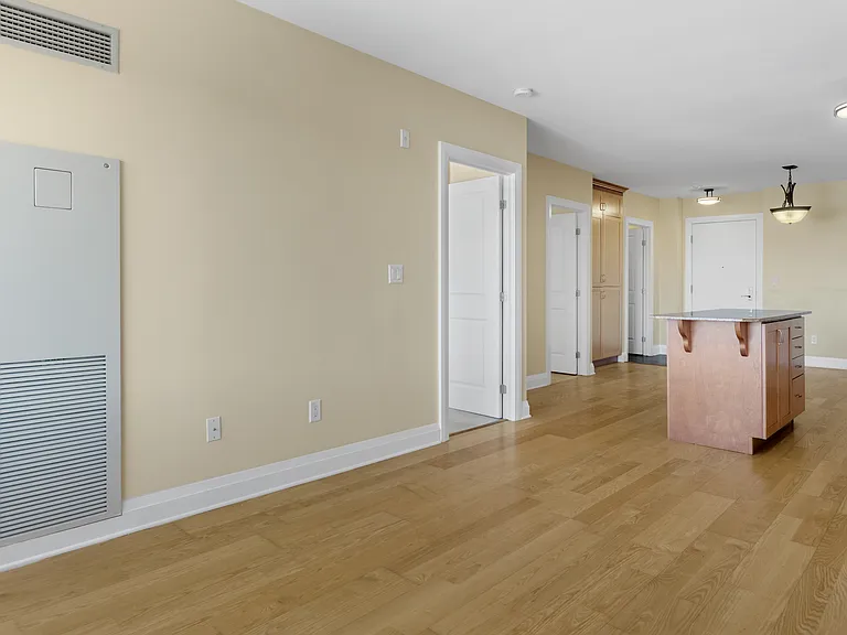 411 River Rd — Photo 15