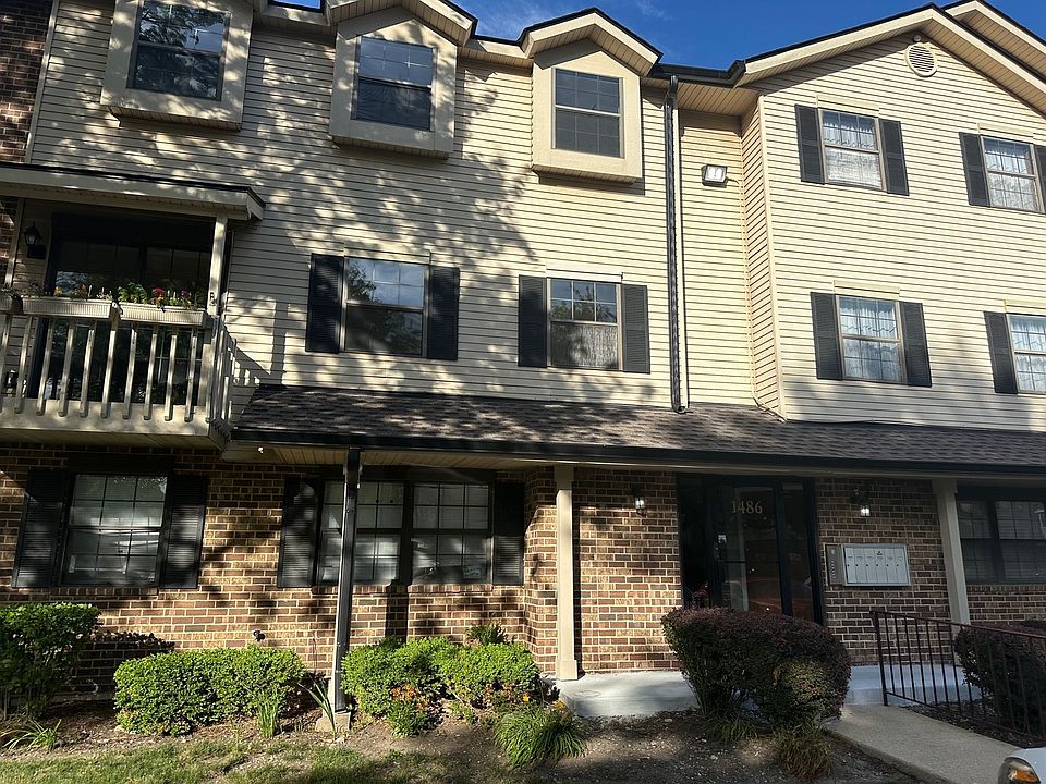 1st image of 1486 W Jefferson Ave Unit E