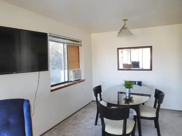 4011 Whitman Ave N Unit 201, Seattle, WA 98103