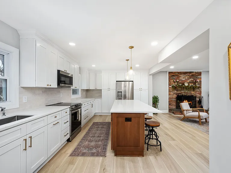 1312 Yellow Tavern Ct — Photo 17