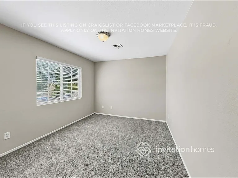 4945 Drifting Pebble St — Photo 14