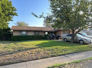 2526 Globe Ave, Dallas, TX 75228