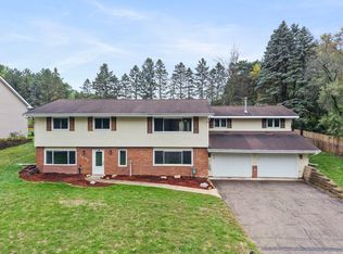 1435 56th St E, Inver Grove Heights, MN 55077