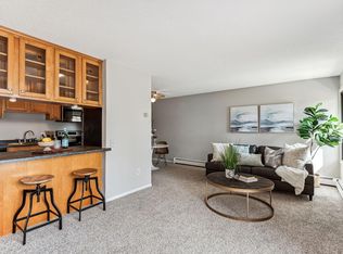 4110 Rahn Rd APT 208, Eagan, MN 55122