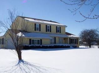 7743 Ainsworth Rd, Hobart, IN 46342