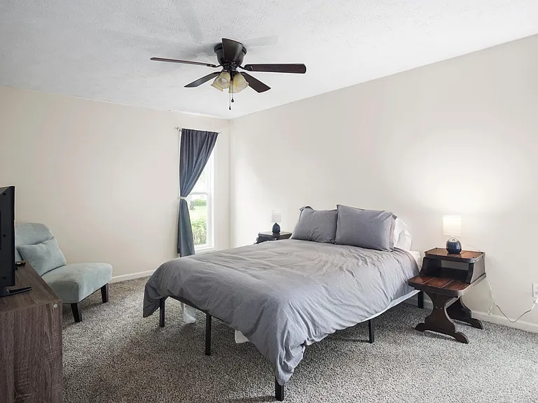 29 Emerson Dr — Photo 16