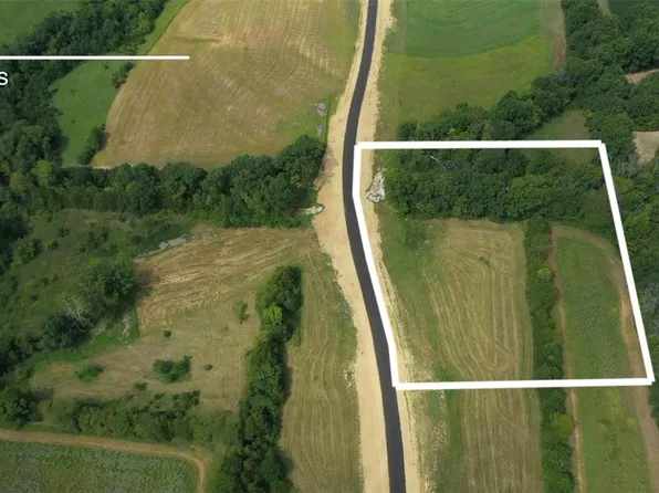 2451 S Point Prairie Rd #7, Foristell, MO 63348