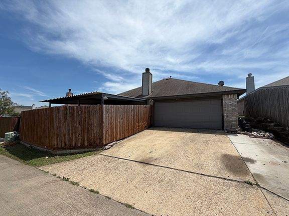 3rd image of 1005 Chelsea Dr