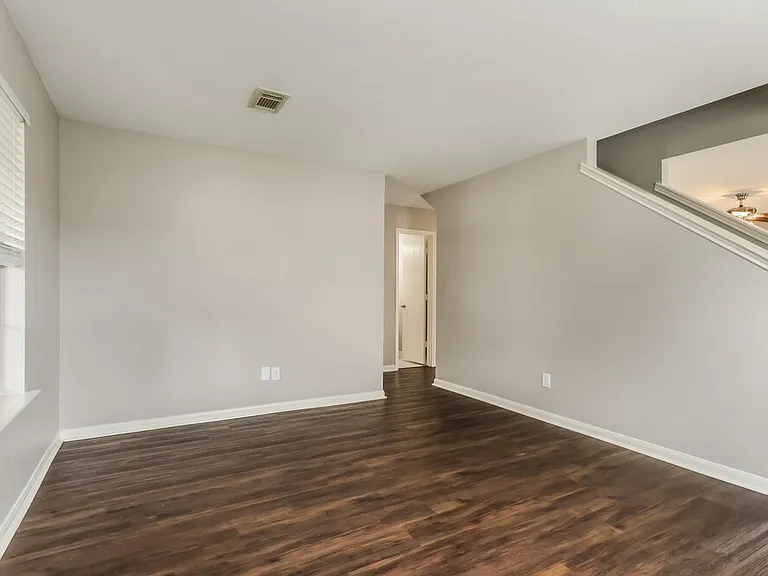 3330 Legends Mill Dr — Photo 15