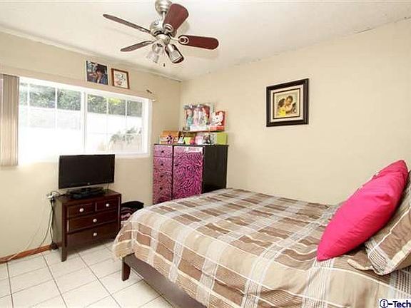 3rd image of 4431 Stewart Ave