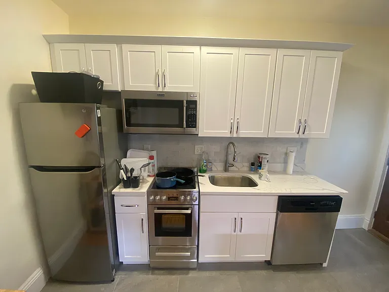 42 Rindge Ave #2A — Photo 4