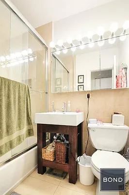 Rented by Bond New York | media 58