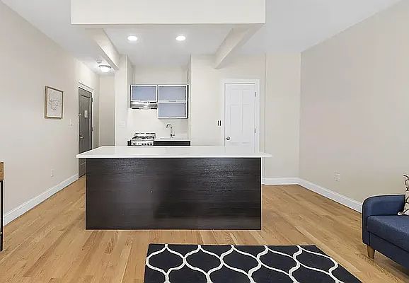 2nd image of 1436 Lexington Ave APT 1B
