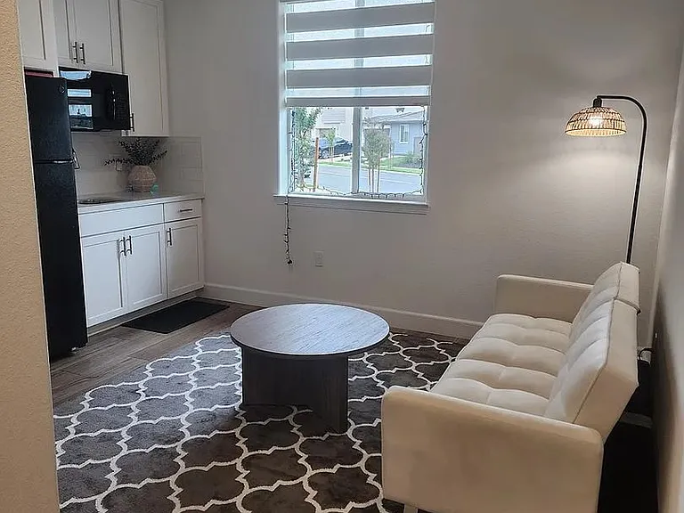 10742 Reeve Ct — Photo 1