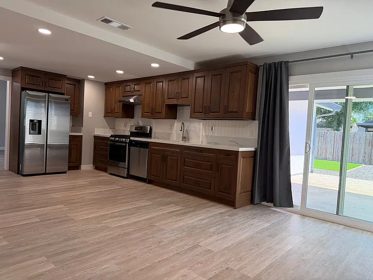 9275 Defiance Cir — Photo 14