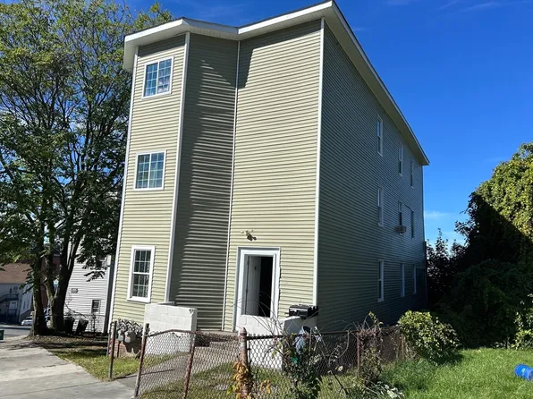 15 Norfolk St, Worcester, MA 01604