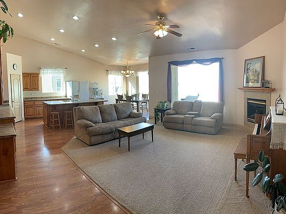 4th image of 2128 S Angell Heights Dr