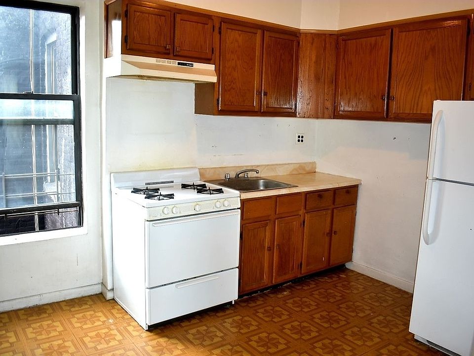 1st image of 476 Clinton Ave APT 6C