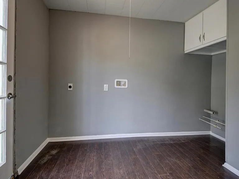 1421 Rogers St — Photo 20