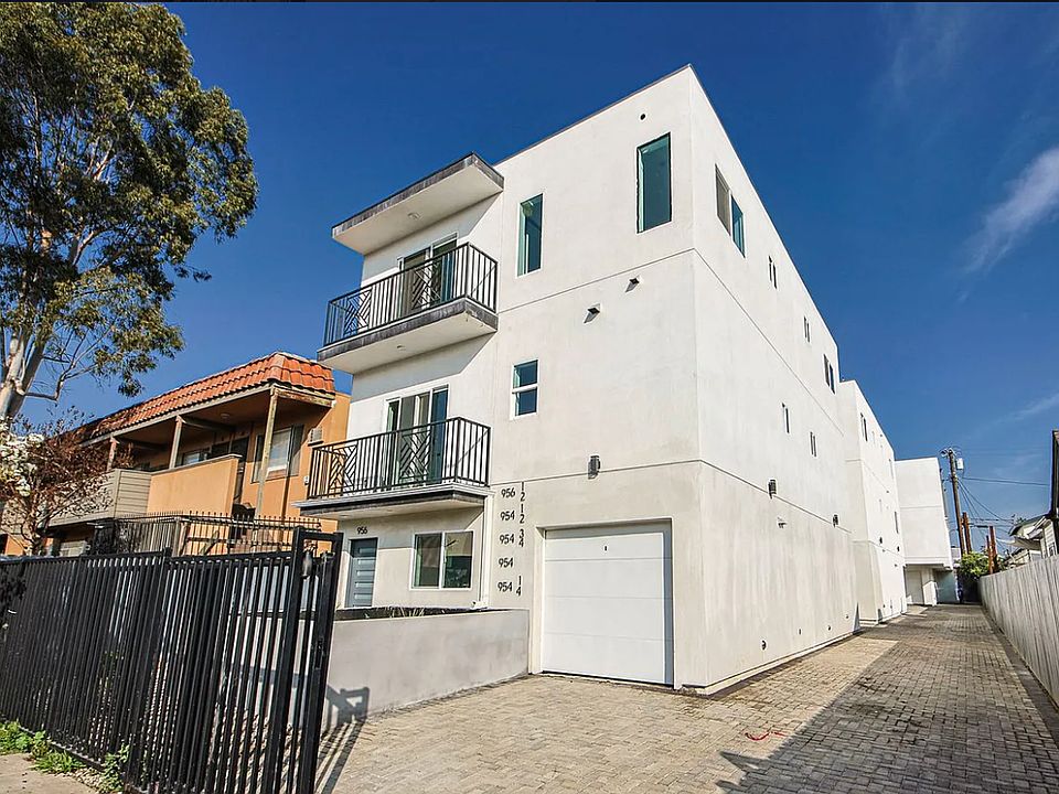 1st image of 956 N Kingsley Dr #1/4