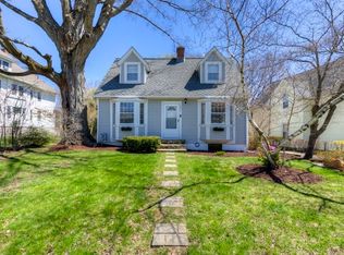 121 Burncoat St, Worcester, MA 01605