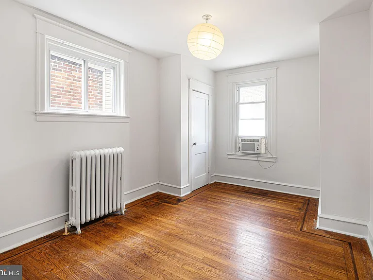 5361 Morse St — Photo 22