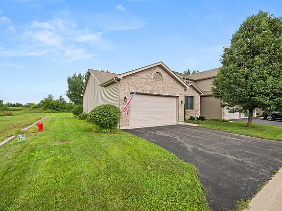 2nd image of 1350 Ridge Dr
