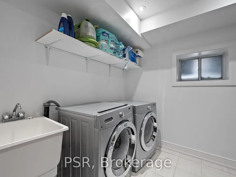 965 Briar Hill Ave #LOWER — Photo 8