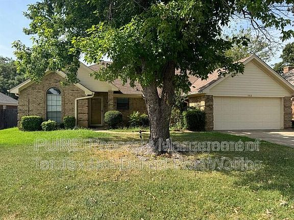 2nd image of 7512 Oak Park Dr