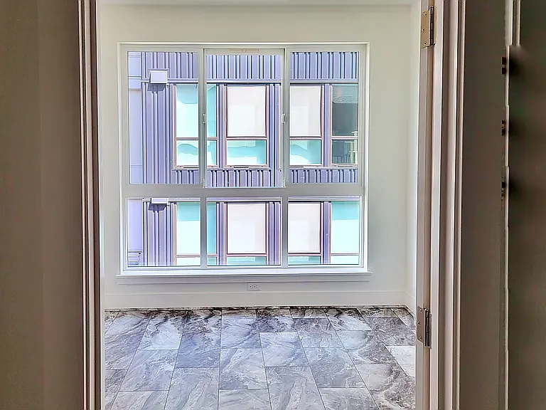 18518 96th Dr NE #D — Photo 8