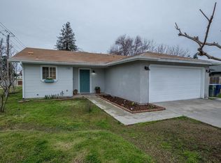 1396 Browning Ave, Clovis, CA