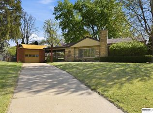 1709 N 55th St, Omaha, NE 68104