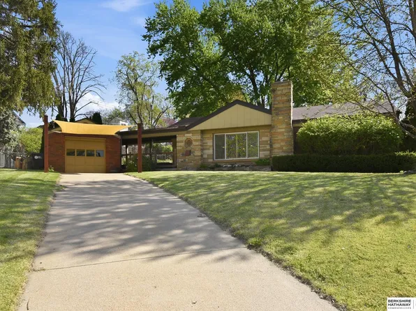 1709 N 55th St, Omaha, NE 68104