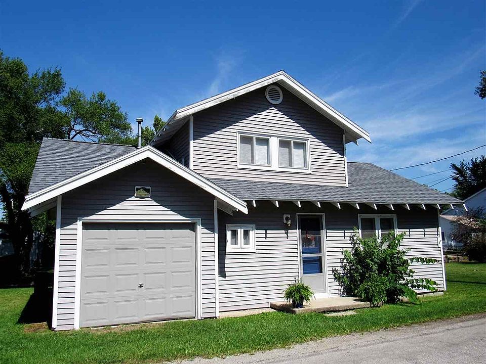 1st image of 10719 W Ferndale Dr