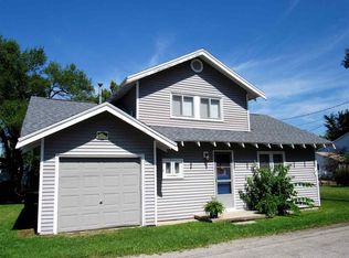 10719 W Ferndale Dr, Manitou Beach, MI