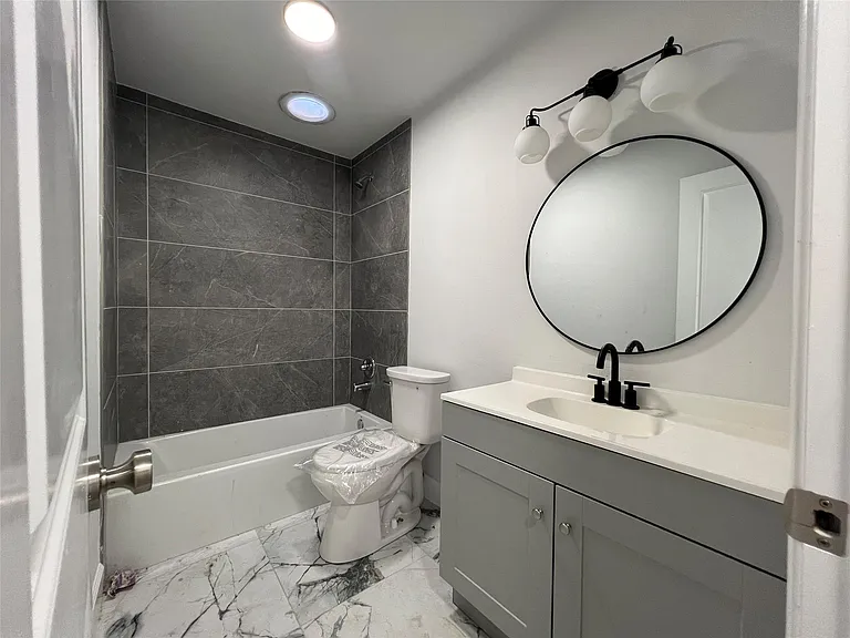 3310 Hycreek Dr #2 — Photo 9