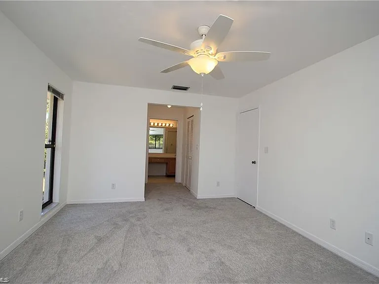 224 Erie Dr — Photo 8