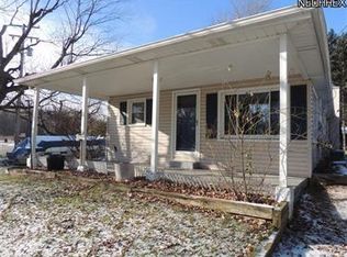 1828 Grandview Rd, Lake Milton, OH 44429