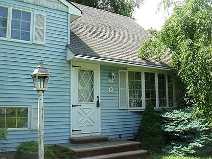 2nd image of 13 Taylor St