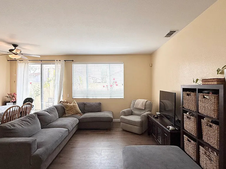 9580 Capricorn Way — Photo 4