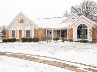 5062 Bryncastle Pl, Saint Louis, MO 63128