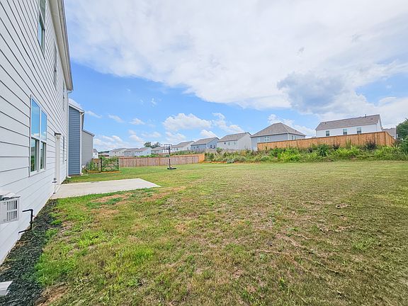 5th image of 358 Highgrove Way