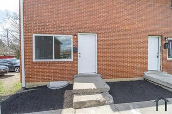 2 bed, 850 sqft, $1,225 — Photo 3