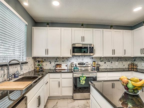 3rd image of 1102 Patrick Ct