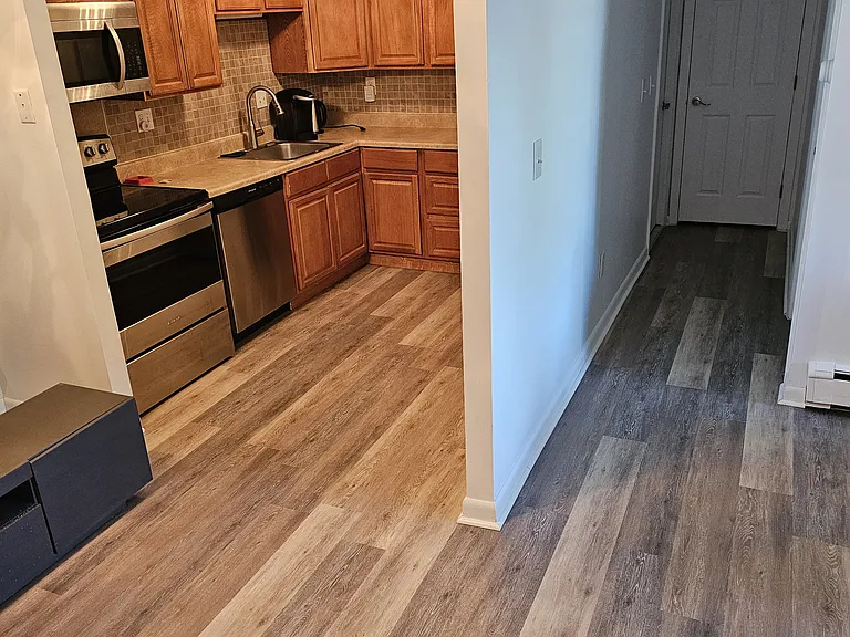 Ledgewood Court — Photo 9
